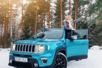 Jeep Renegade 4xe laddhybrid Mia Litström provkörning Cars and Watches for Ladies
